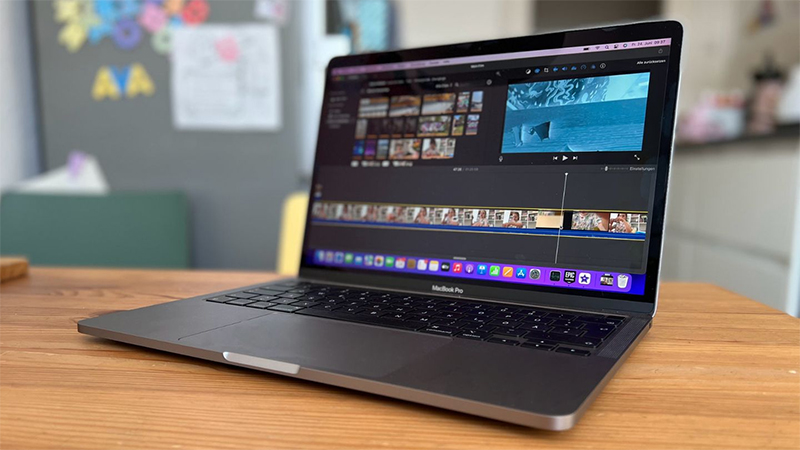 MacBook Pro M2 màu Space Gray có hiệu năng vượt trội